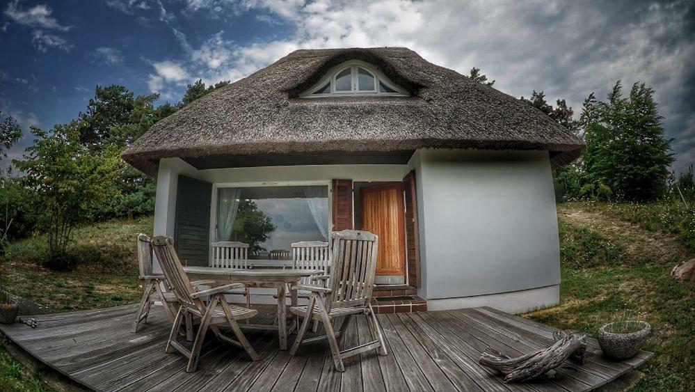Apartamento Haus am Hügel Groß Zicker Exterior foto