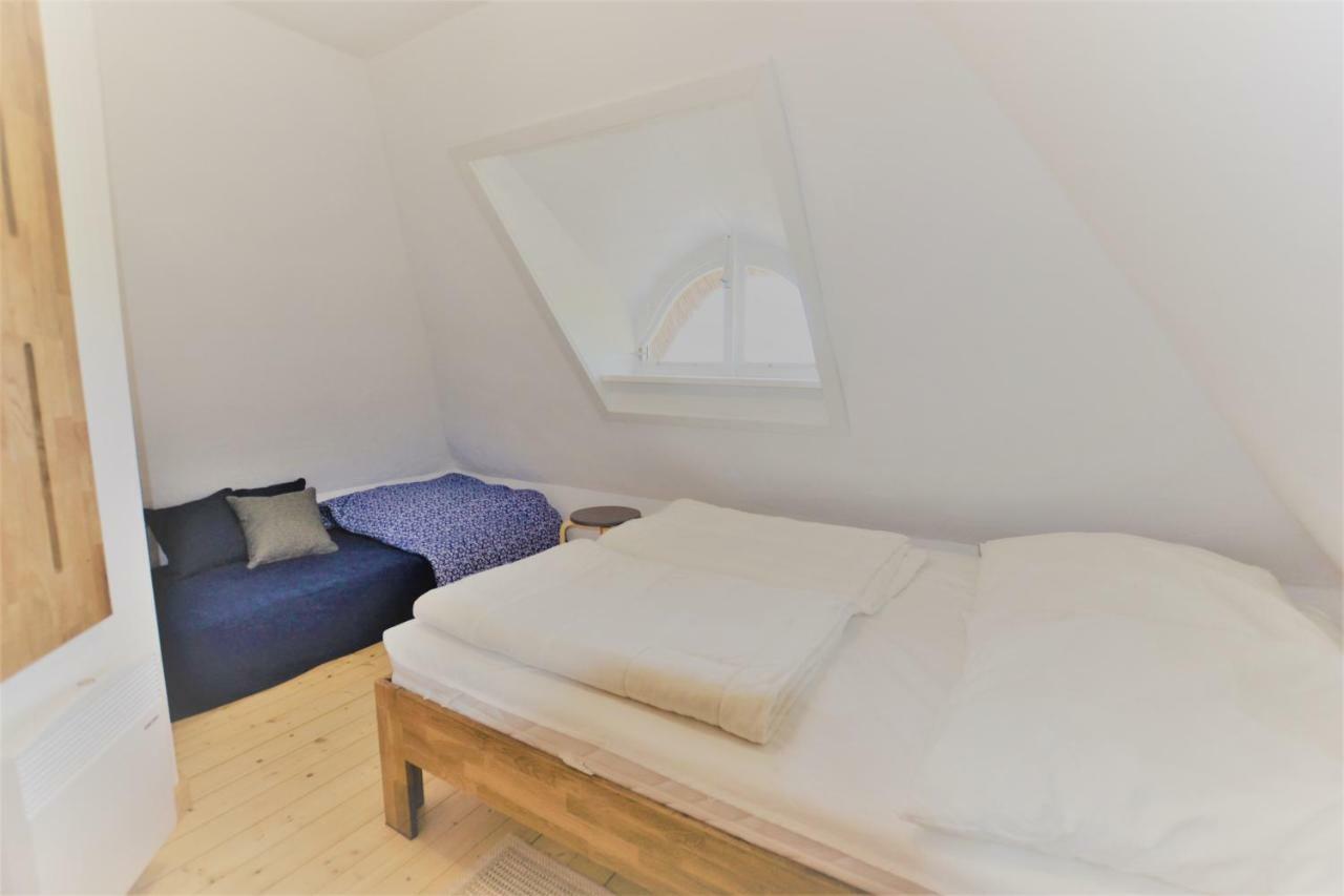 Apartamento Haus am Hügel Groß Zicker Exterior foto